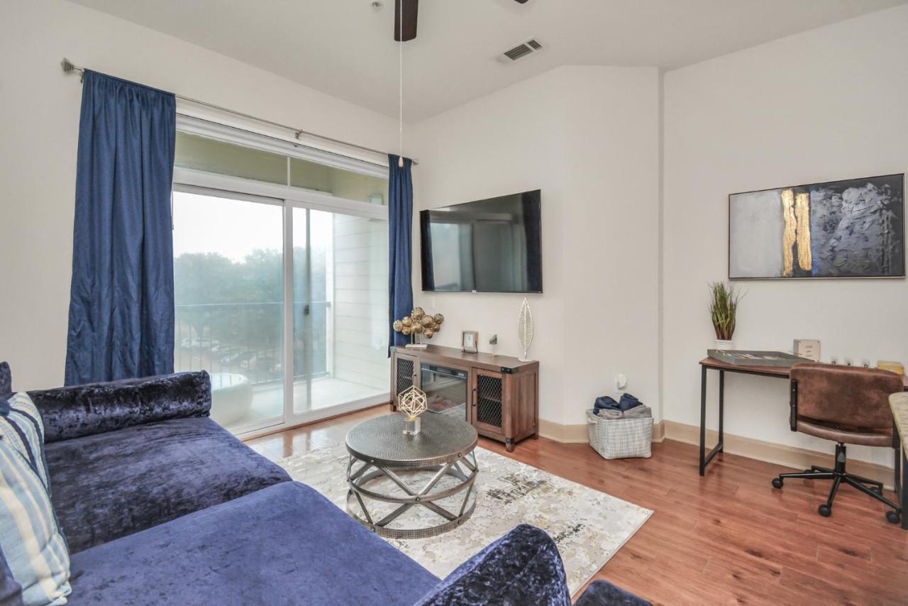 Fully Furnished Med Center Apt By Nrg Stadium Apartment