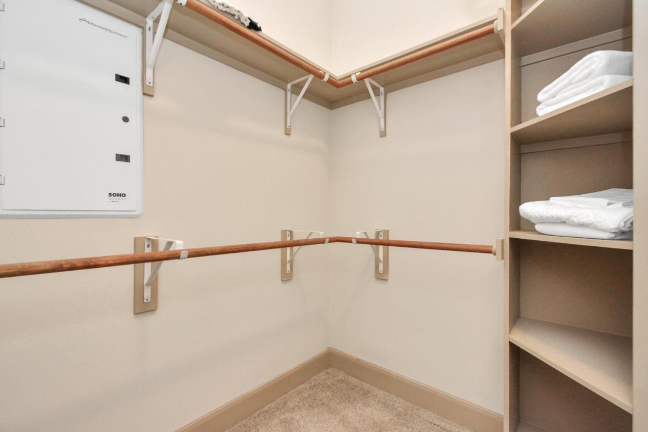 Luxury Designed Bedrooms Med Center By Nrg Stadium