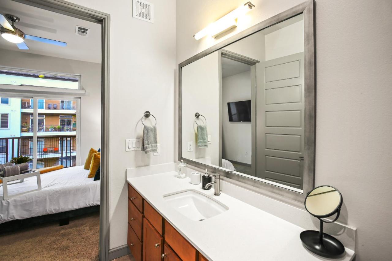 Apartment Luxury Close To Everything W Free Parking 5 *