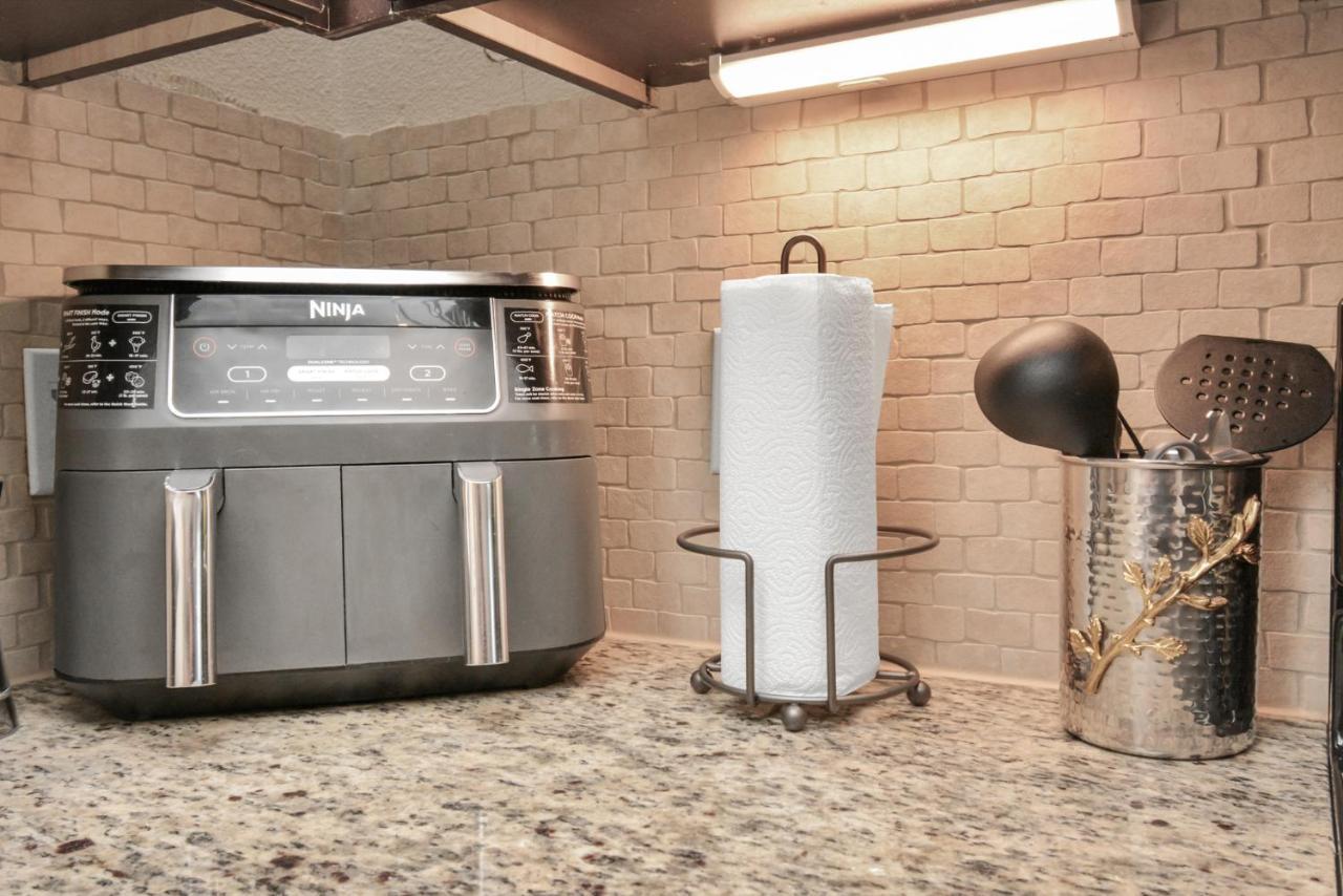 Apartment Fully Furnished Med Center Apt By Nrg Stadium