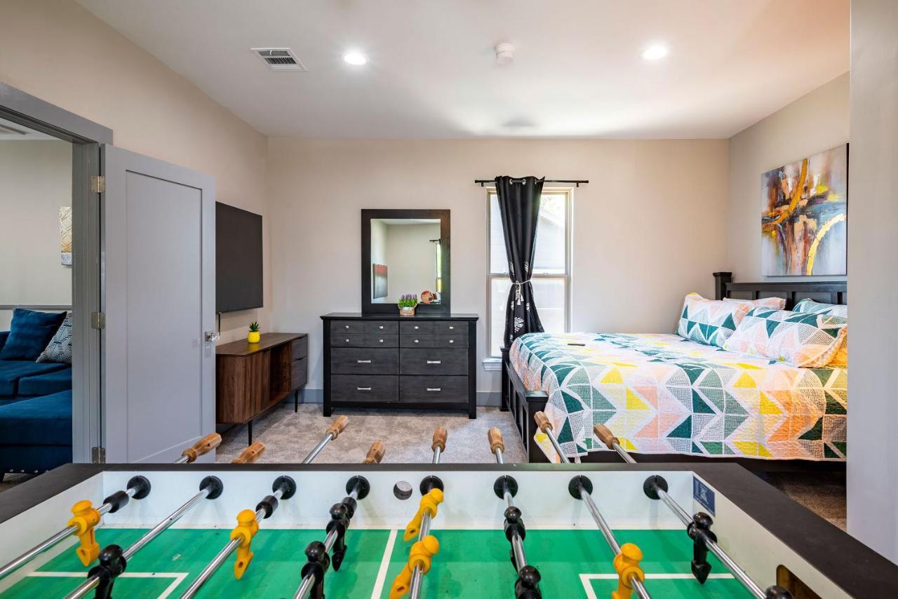 Luxurious 5br Sleeps-14 *