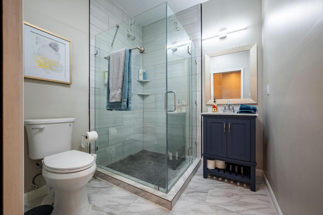 Luxurious 5br Sleeps-14 Houston