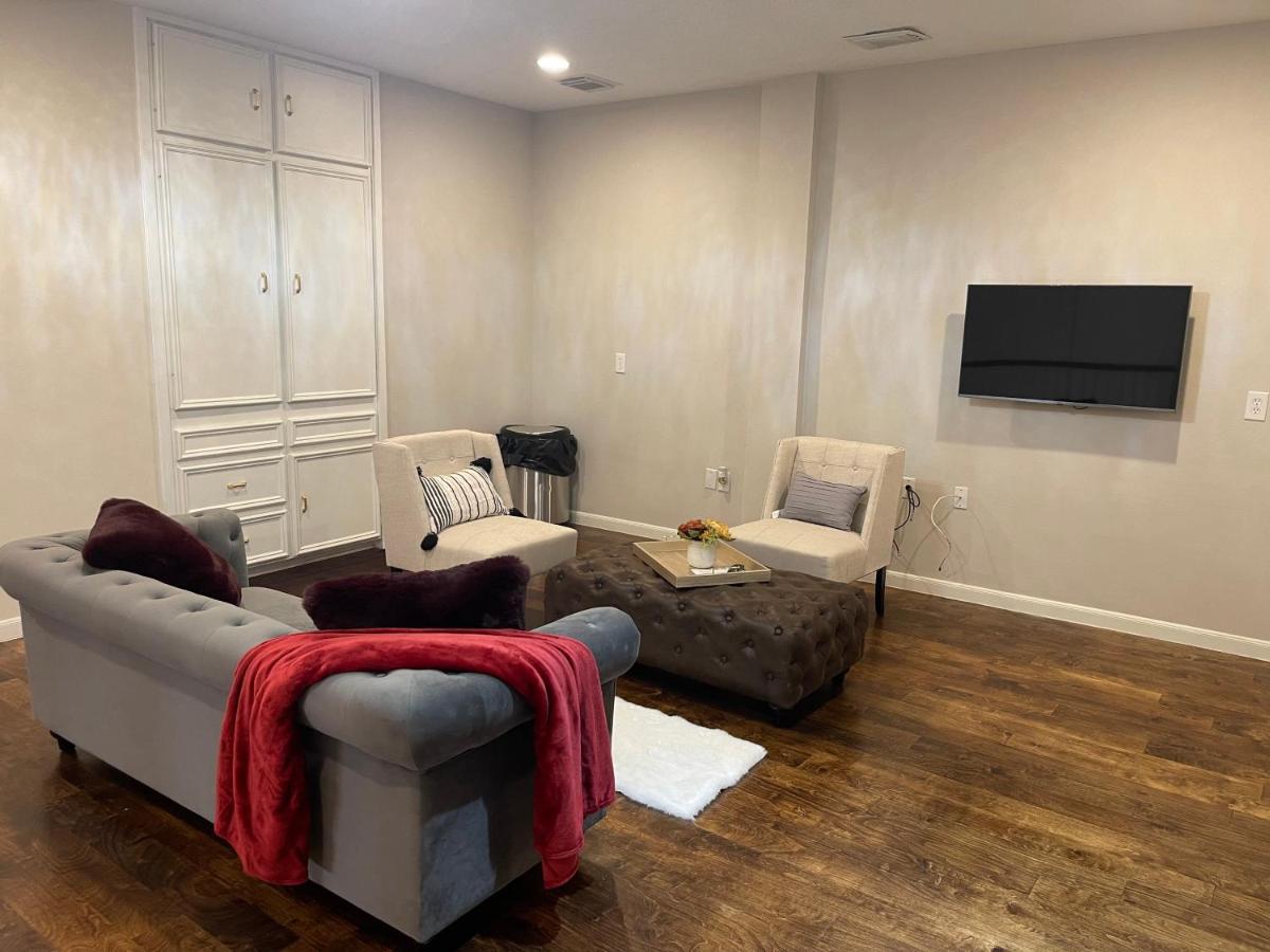 Insperit At Galleria With Heated Pool Houston
