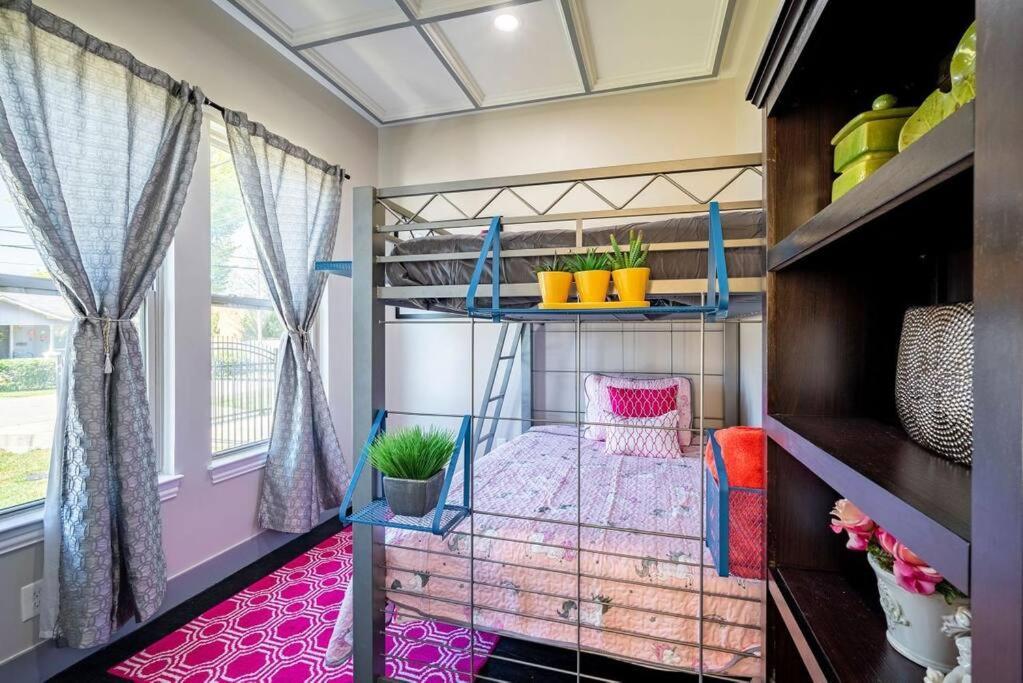 Holiday home Deluxe House In The Heart Of