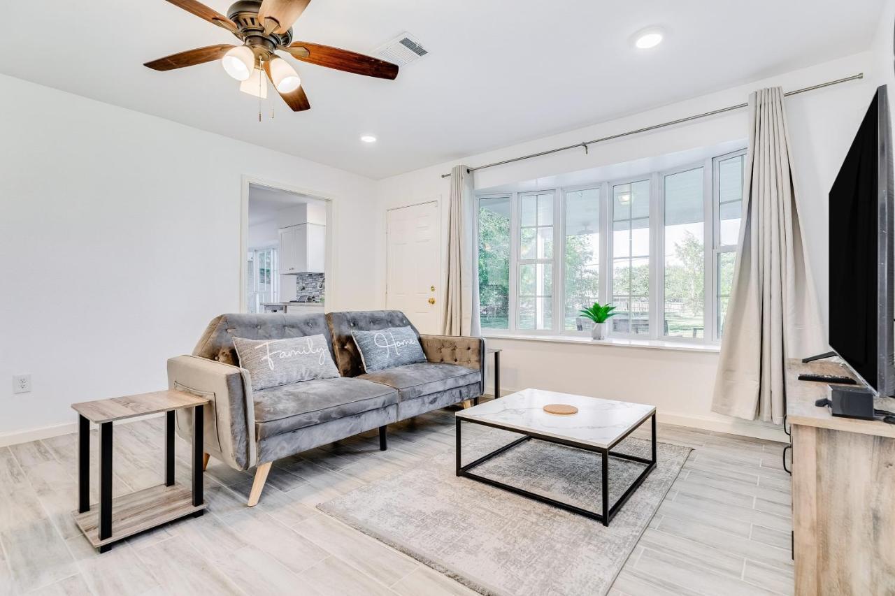 Bellaire West Retreat Holiday home