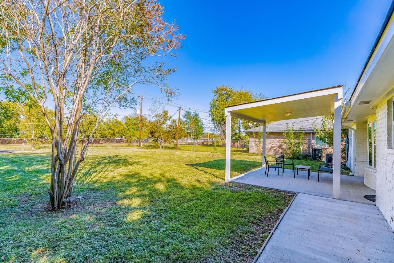 Bellaire West Retreat Holiday home *