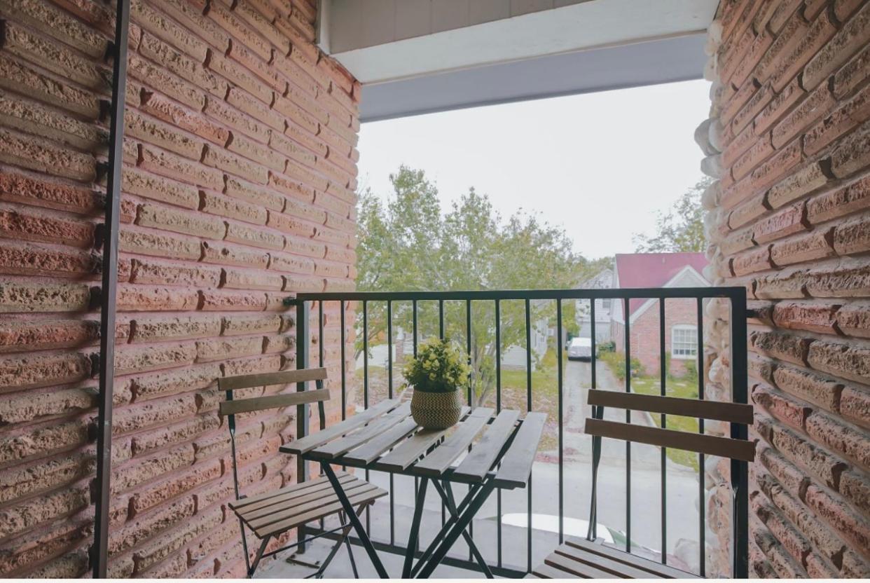 Enticing 1br In The Heart Of The Heights *