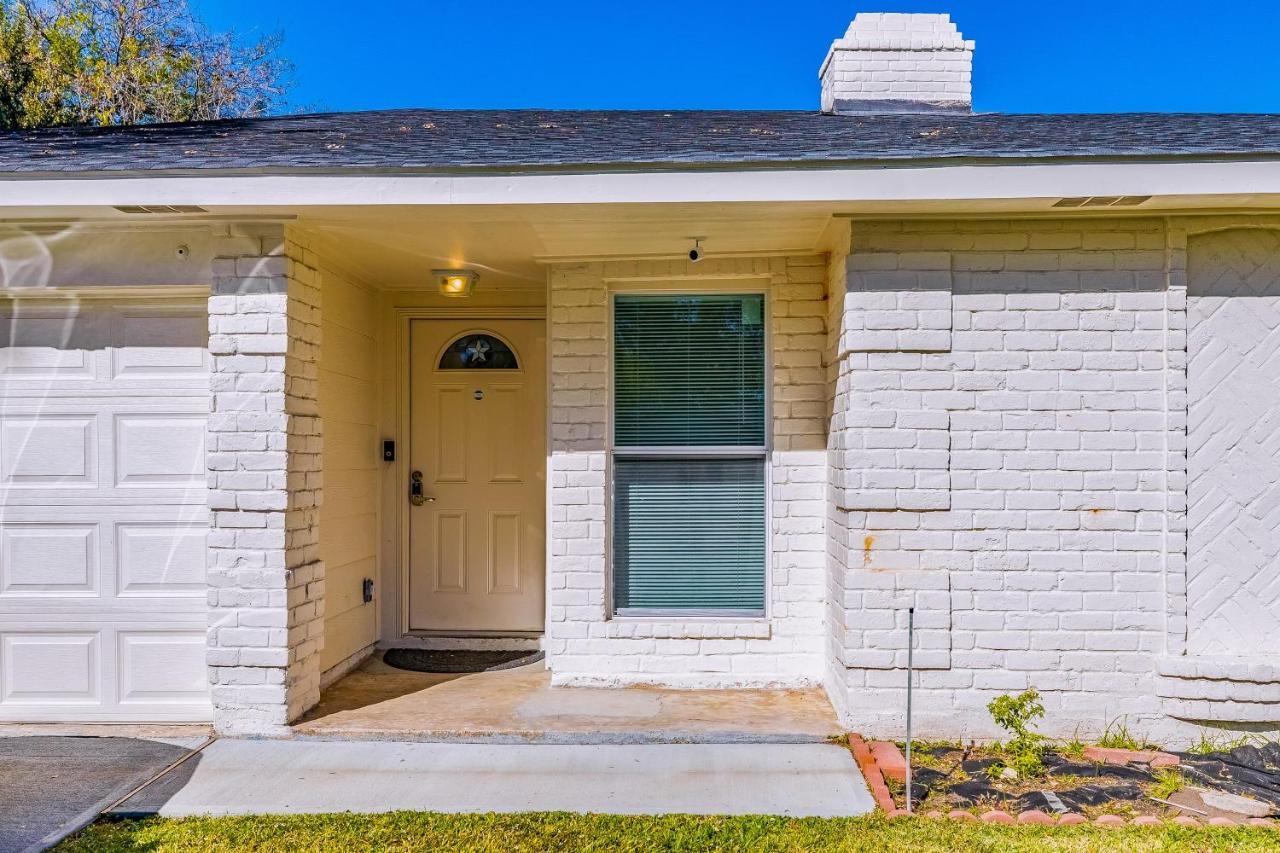 Bellaire West Retreat * Houston