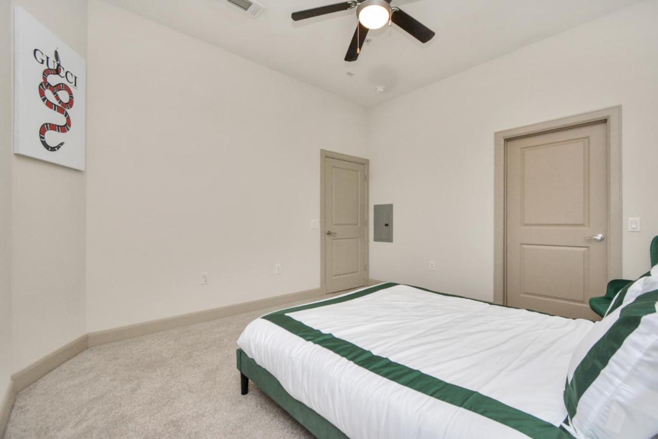 Luxury Designed Bedrooms Med Center By Nrg Stadium Apartment *
