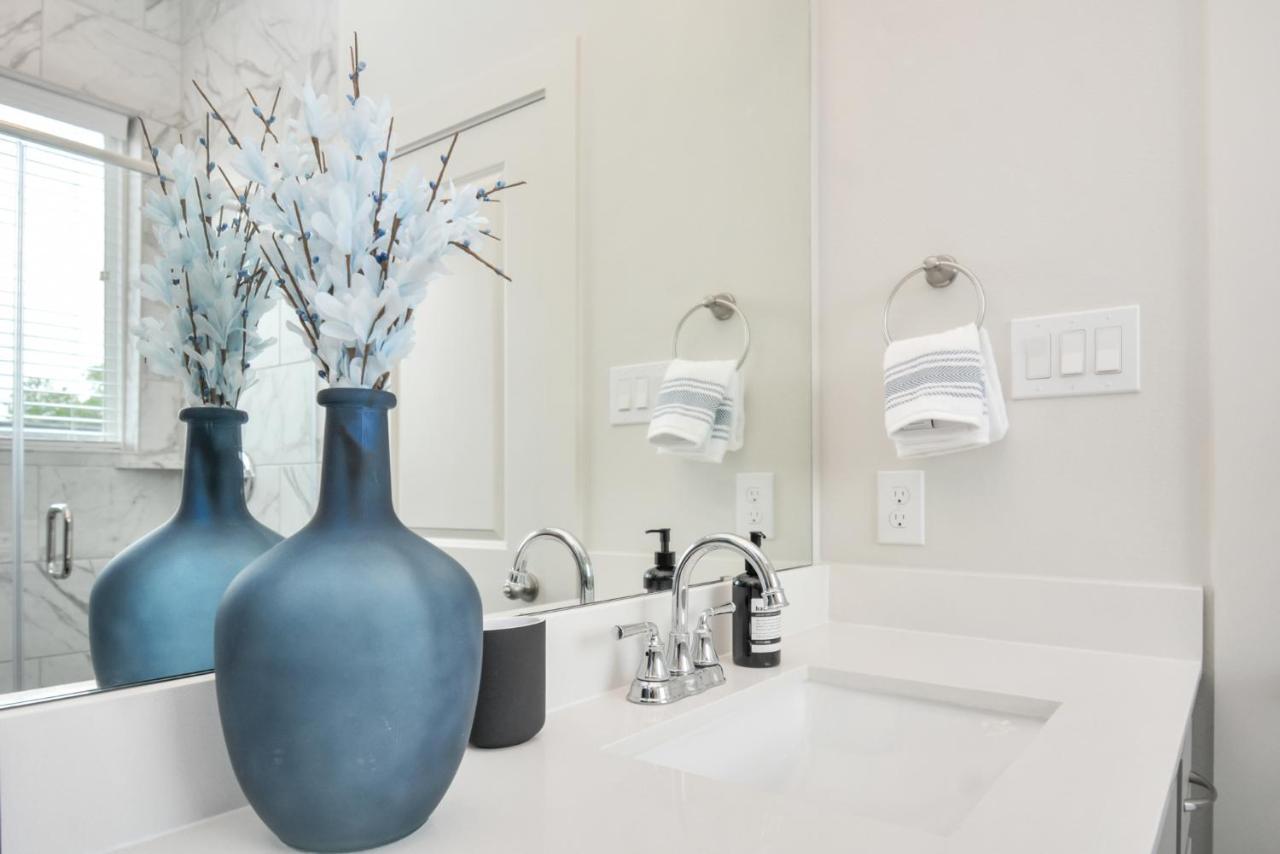 Casa Azure - New Modern 3 Bedroom Med Center, Nrg, Uh Holiday home Houston