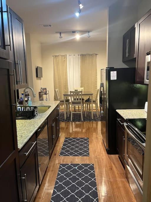 Lux- Medical Center Apartment Houston