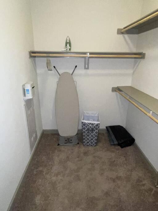 Apartment Downtown Living 1br W/ Free Parking Garage Houston