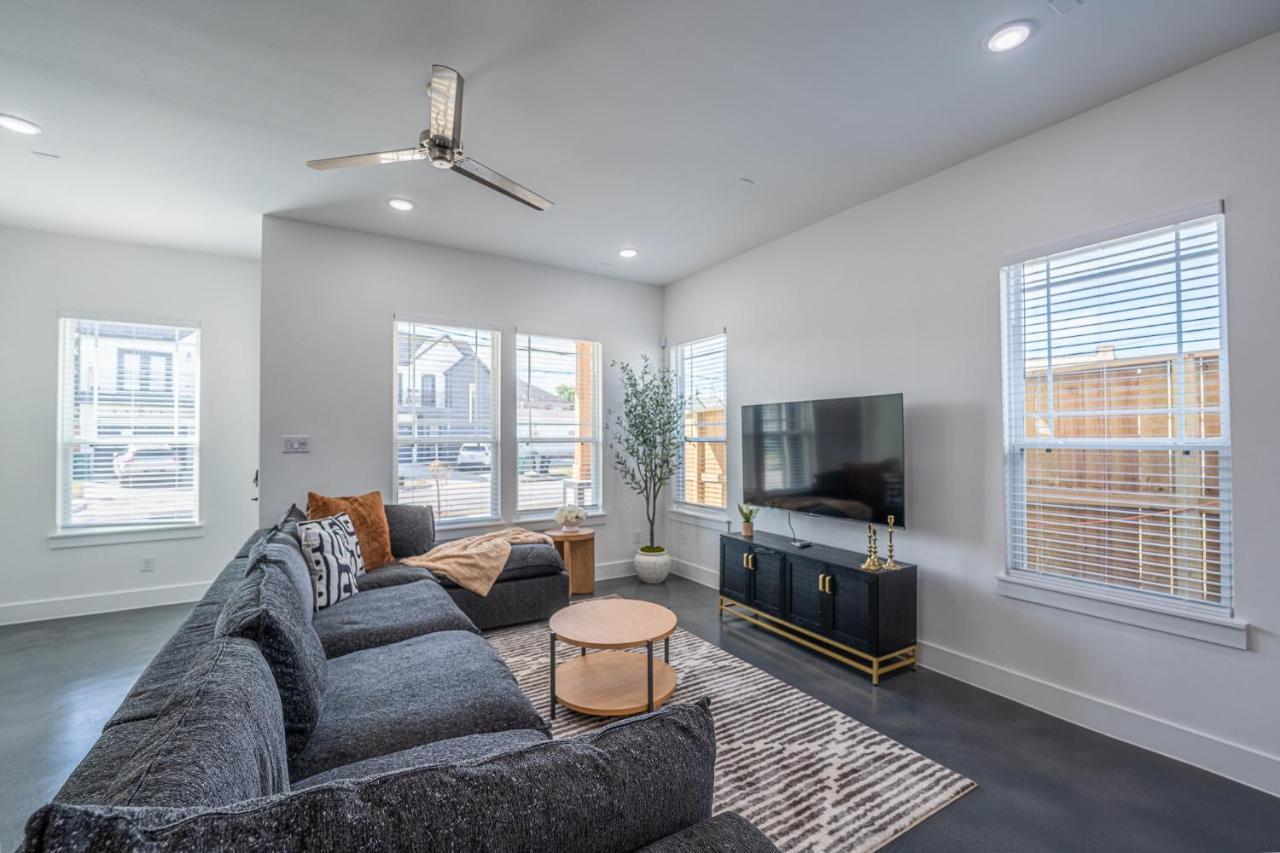 Boho Mod-pad East Downtown Apartment Houston