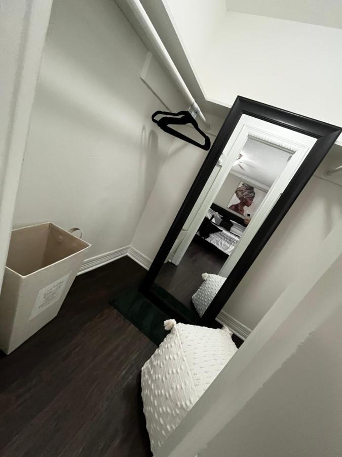 Cozy Getaway 1 Bed 1 Bath Apartment