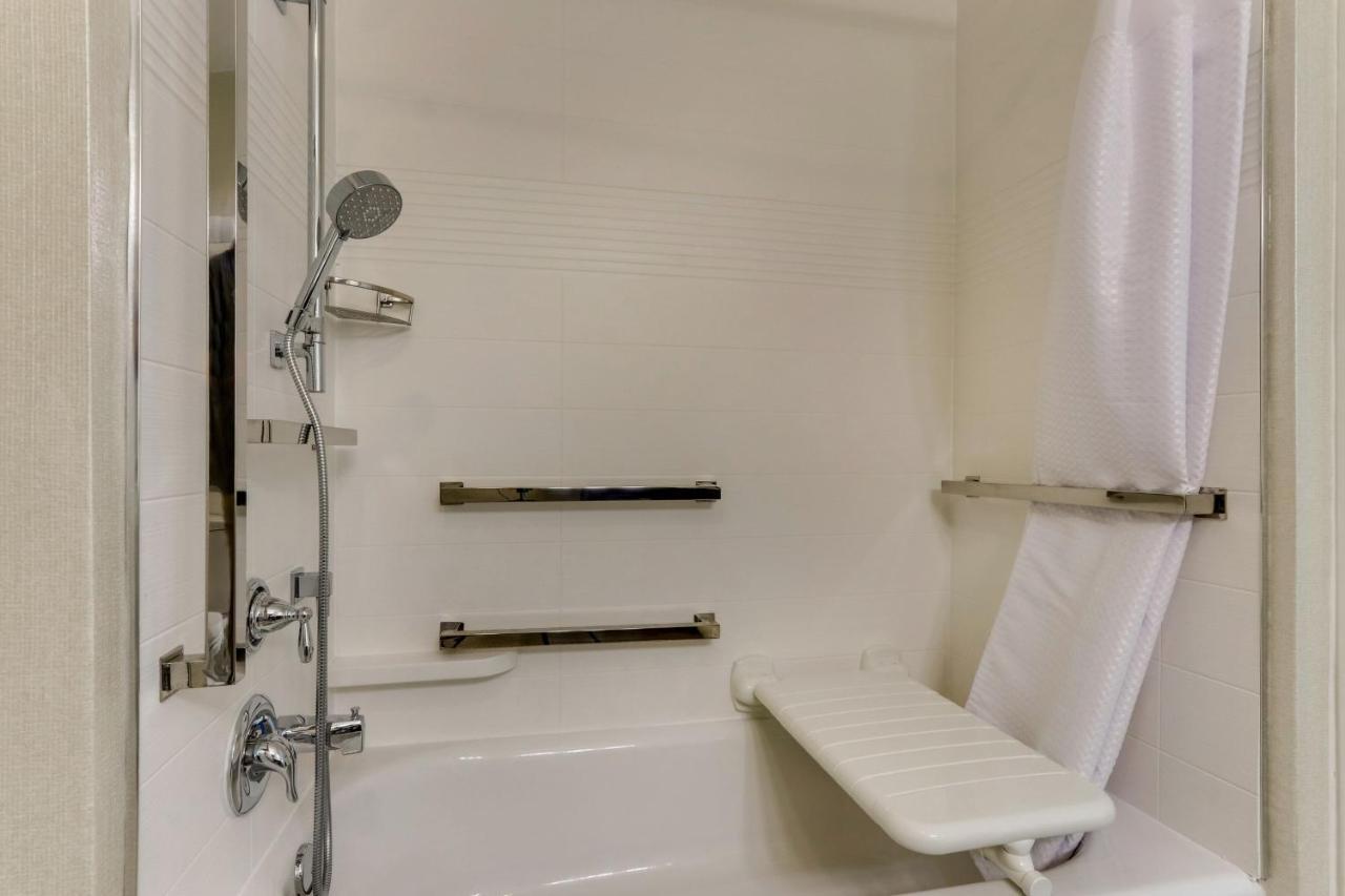Towneplace I-10 East 3*