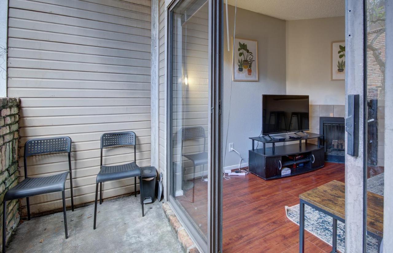 Holiday home Lovely 2 Bedroom, 1 Bath With Pools And Gym. *