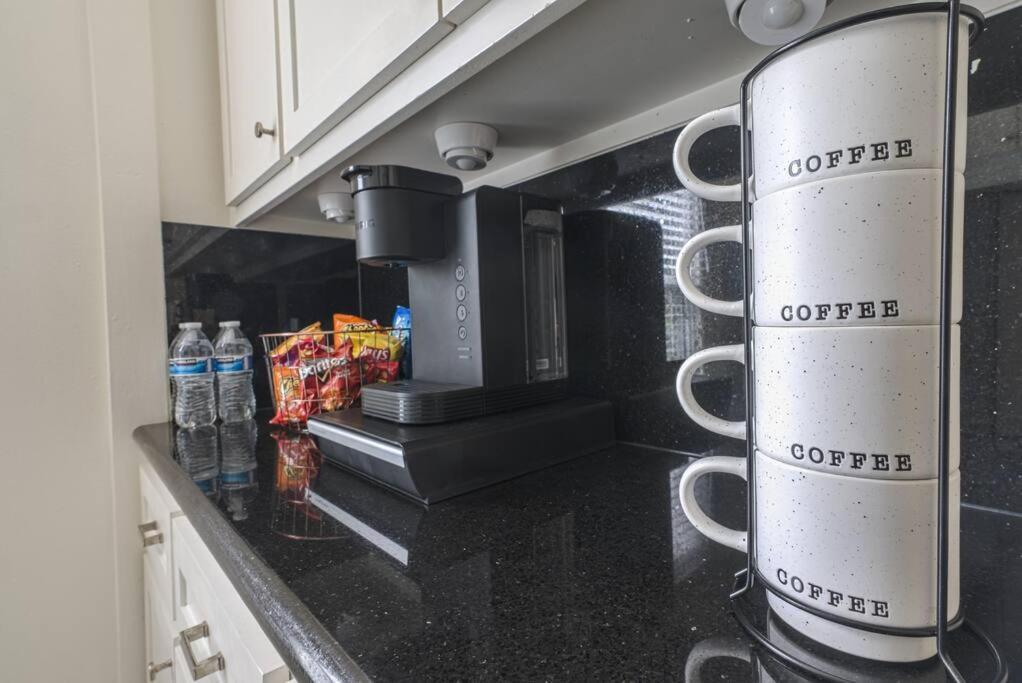 Stylish W Texas Flair Apt Close To Med Ctr Nrg Downtown Apartment *