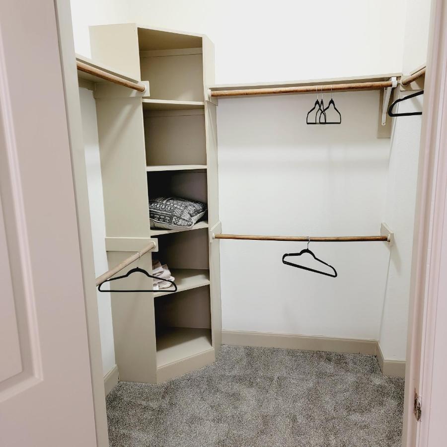 Spacious Pet Friendly 1br Apt Near Reliant Nrg & Med Center Apartment