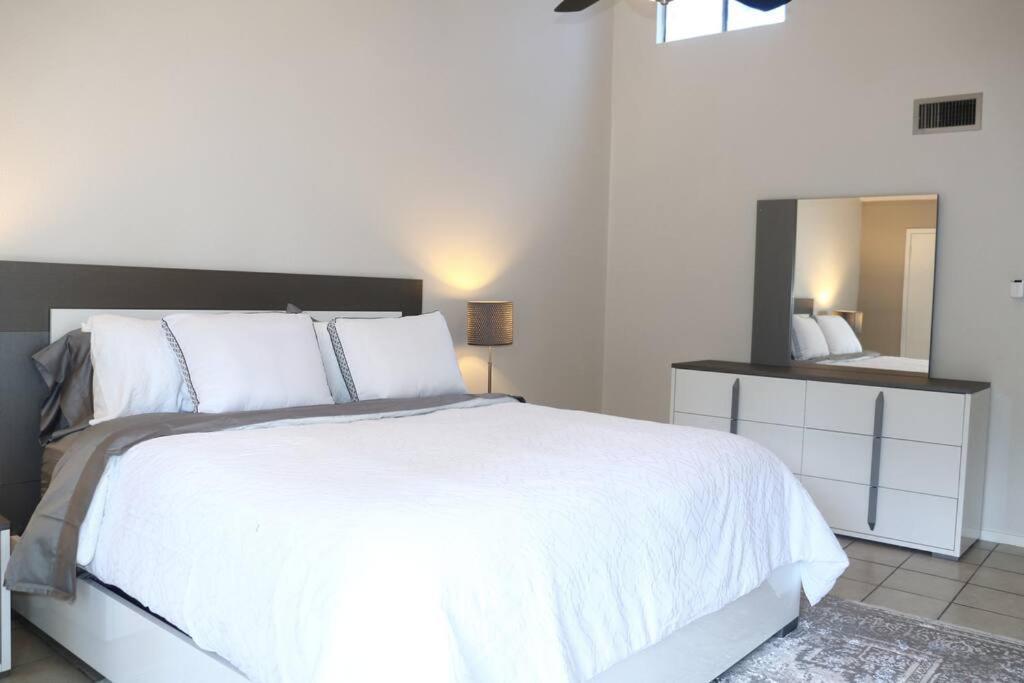 Holiday home 2 Bdr With Workspace & Patio In Montrose