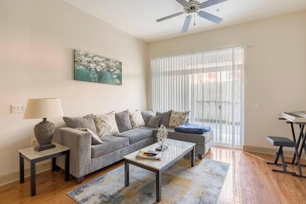 Apartment Felt Apartment- Med Center/nrg