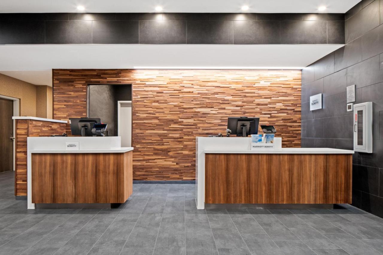Courtyard By Marriott Northeast Hotel Houston