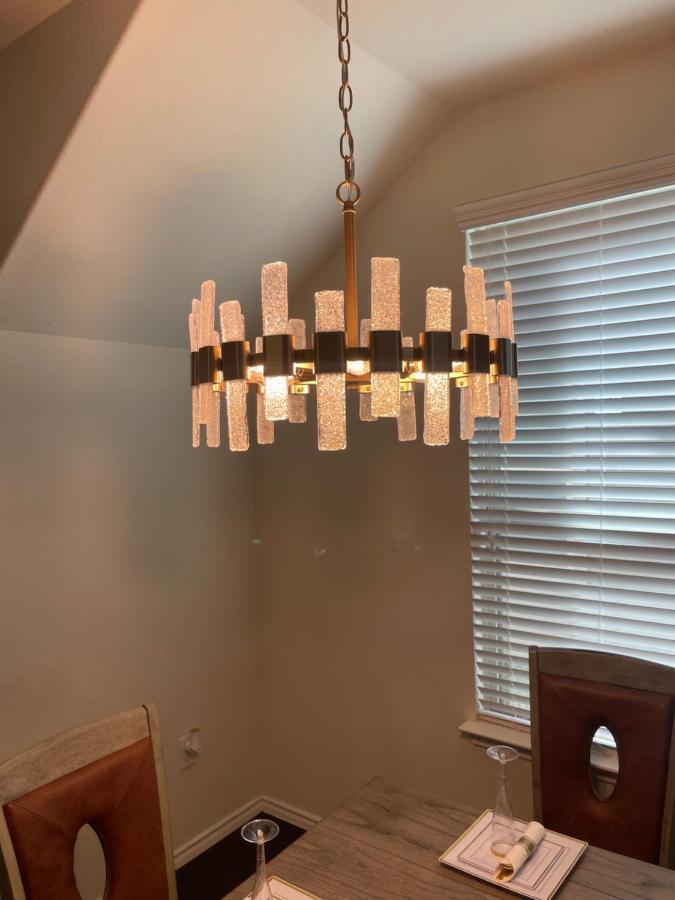 Holiday home N-e-g House - Near David Wayne Hooks Airport *