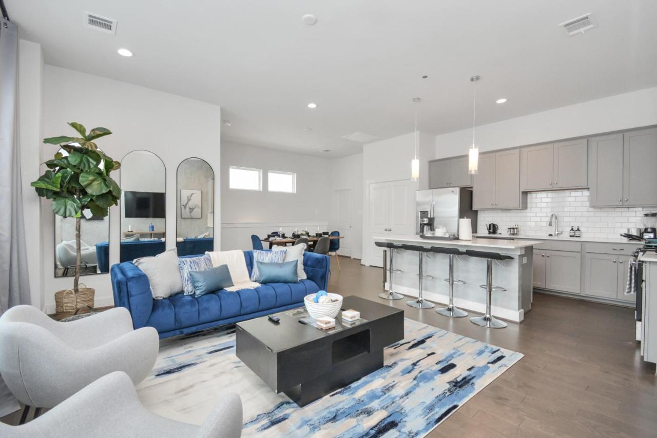Casa Azure - New Modern 3 Bedroom Med Center, Nrg, Uh Holiday home Houston