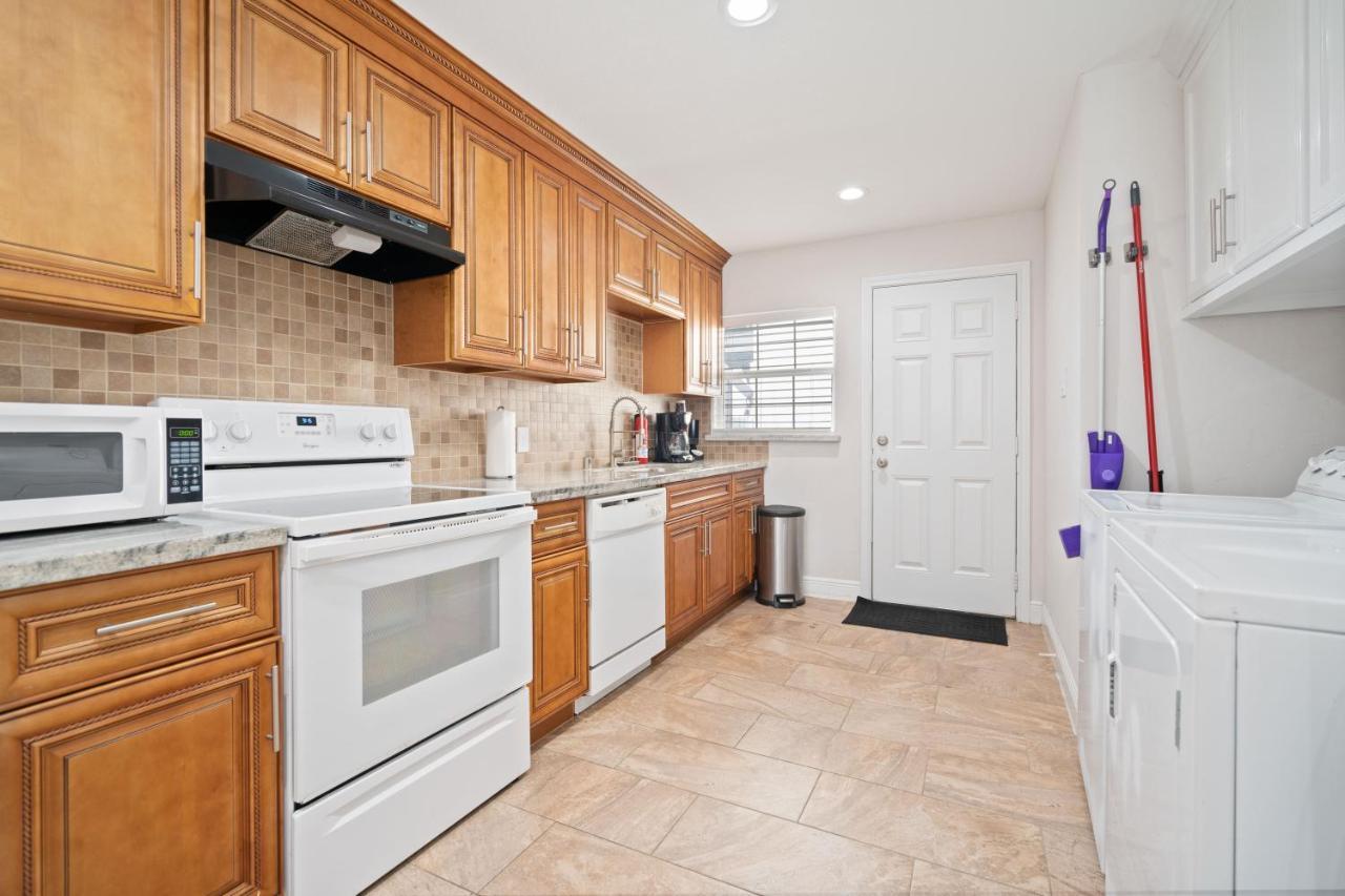 Pristine & Exquisitely Designed 7 Min From Tx Med Center Apartment Houston