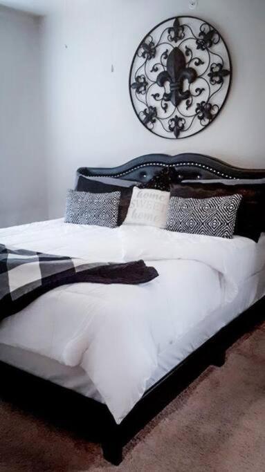 Apartment Highrise/balcony/luxury/condo Houston