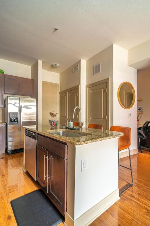 Packhouse Nrg/med Center Apartment *