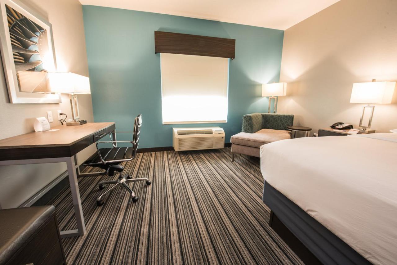 Hotel Express & - Hobby Airport Area By Ihg