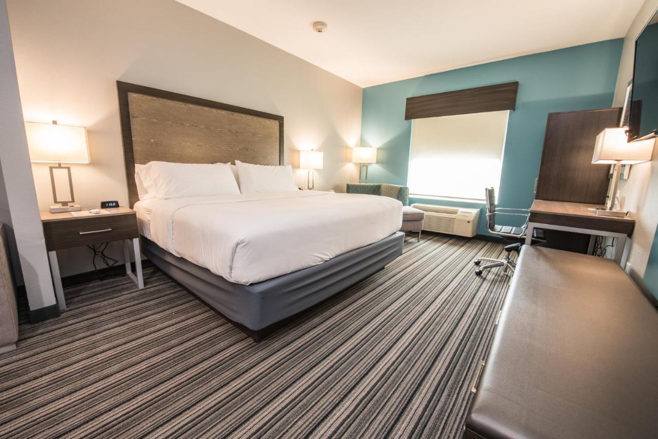 Express & - Hobby Airport Area By Ihg Hotel