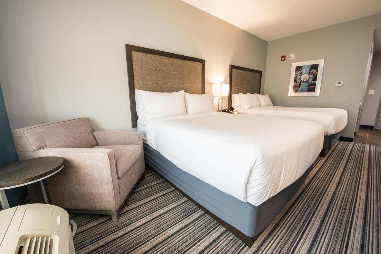 Hotel Express & - Hobby Airport Area By Ihg 3*
