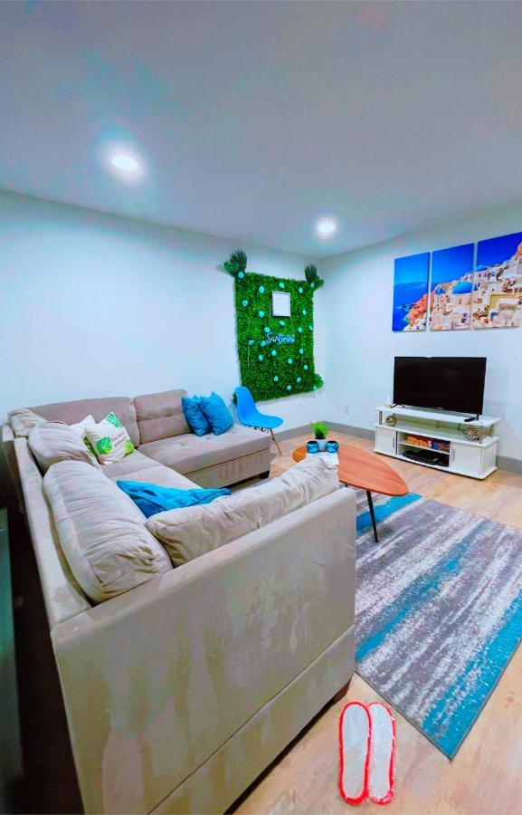 Modern Santorini Nrg Tmc Luxurious Walkable Houston