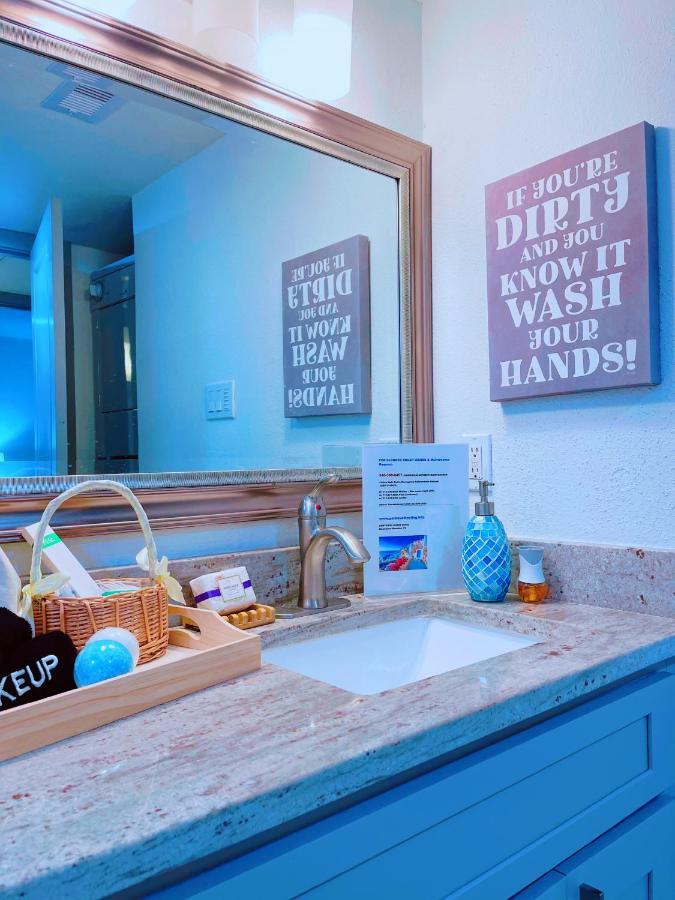 Modern Santorini Nrg Tmc Luxurious Walkable Apartment Houston