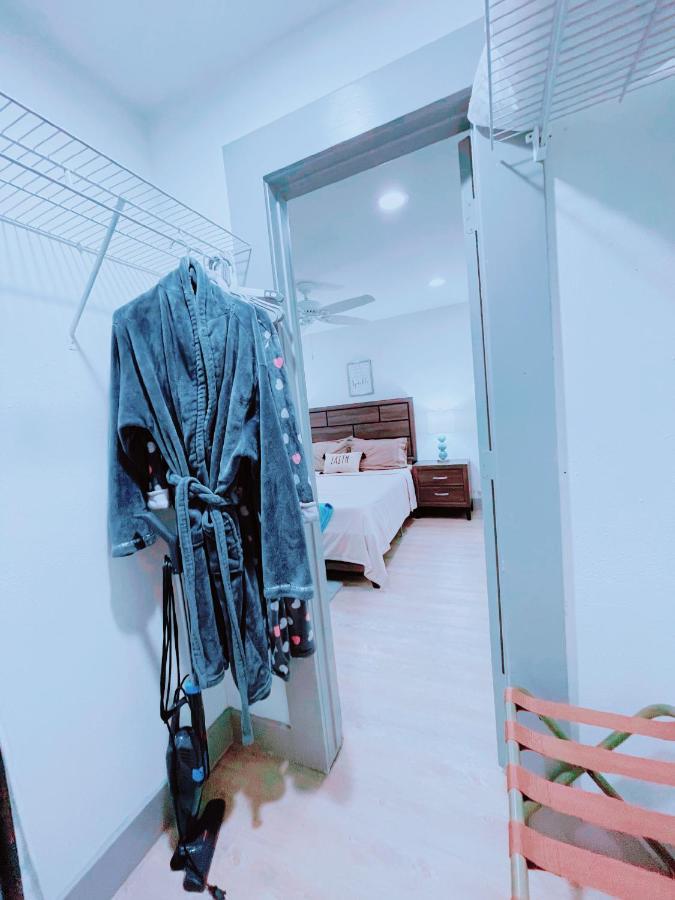 Modern Santorini Nrg Tmc Luxurious Walkable Apartment Houston