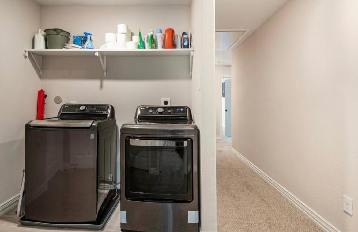 Homestay Luxe Retreat - Downtown Private In *