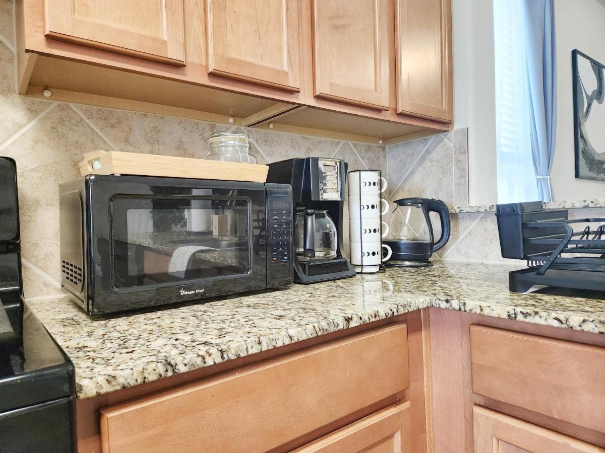 Homestay 4 Bedroom Near Downtown Med Center Nrg Stadium Pearland Skyview Long By Ion *
