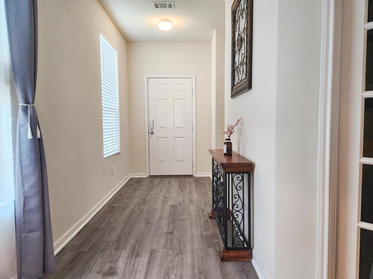 Homestay 4 Bedroom Near Downtown Med Center Nrg Stadium Pearland Skyview Long By Ion Houston