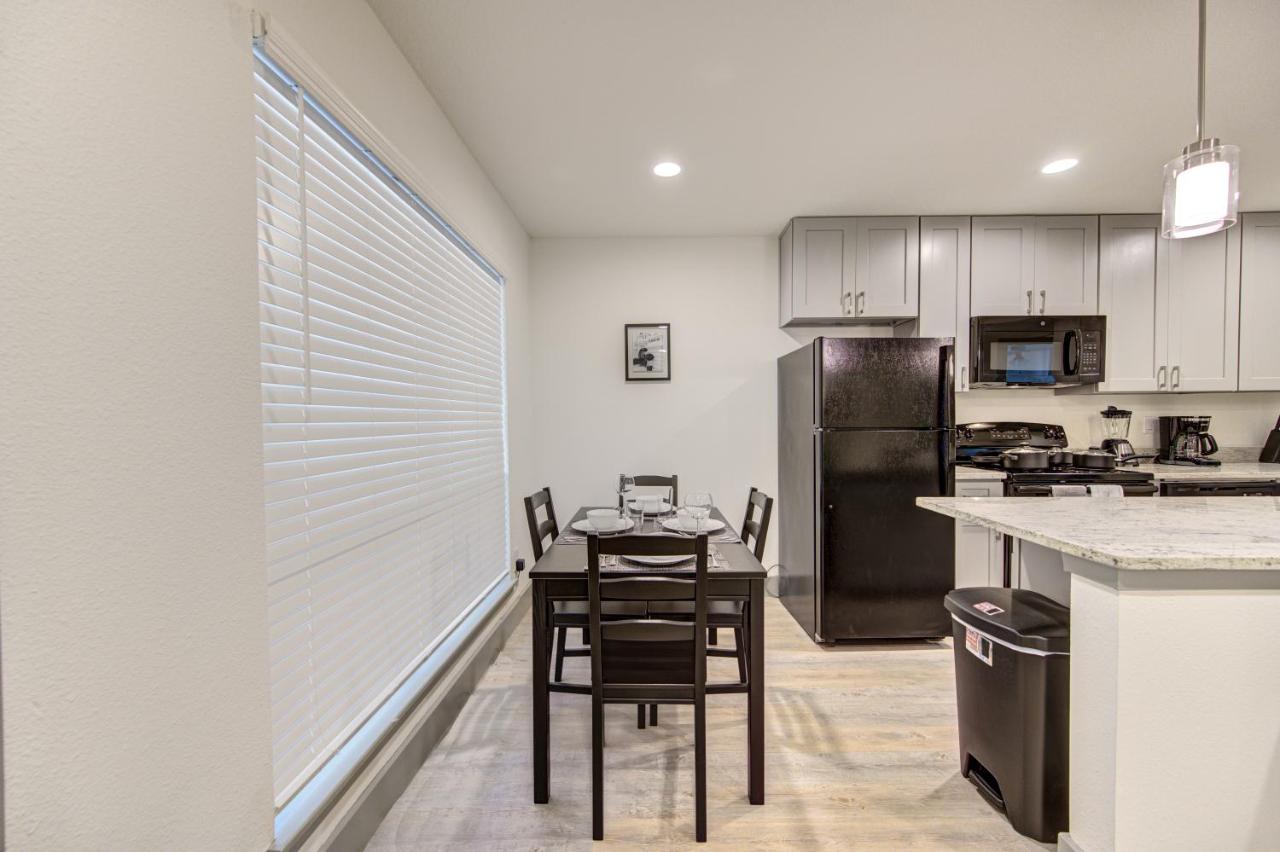 Trendy Midtown Apt, Walk To Shops & Sites, Pets Ok Apartment