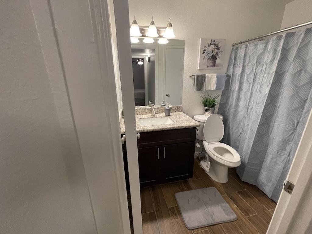 Apartment Private With Laundry, Wi-fi, And Extra Amenities