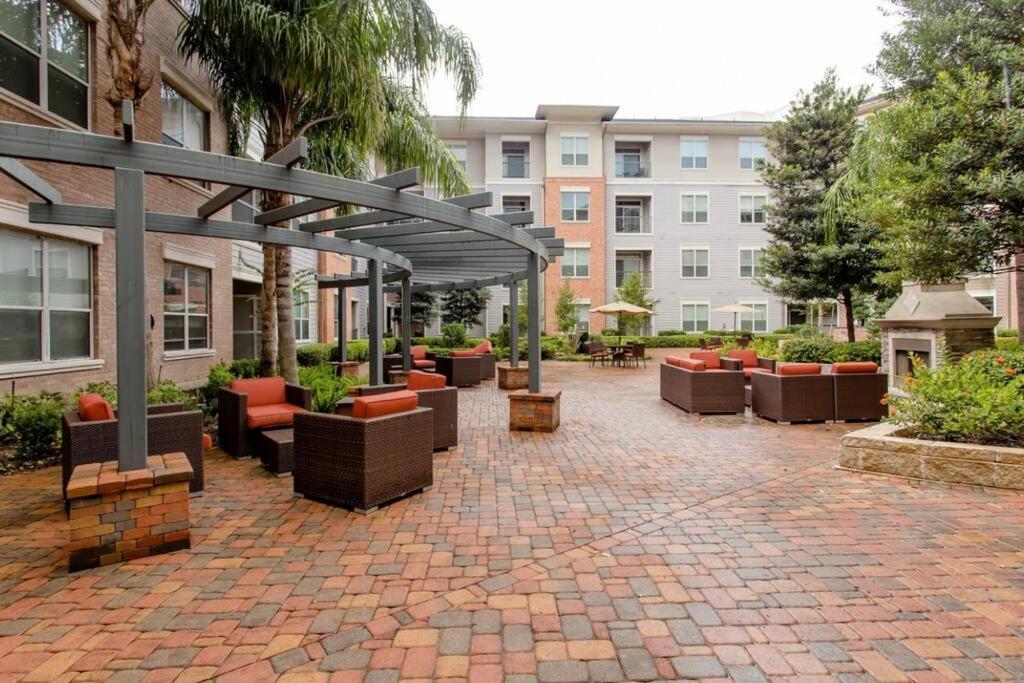 Lavish Tx Tranquil Haven Luxe 1-bedroom Escape Near Nrg & Med Center Houston