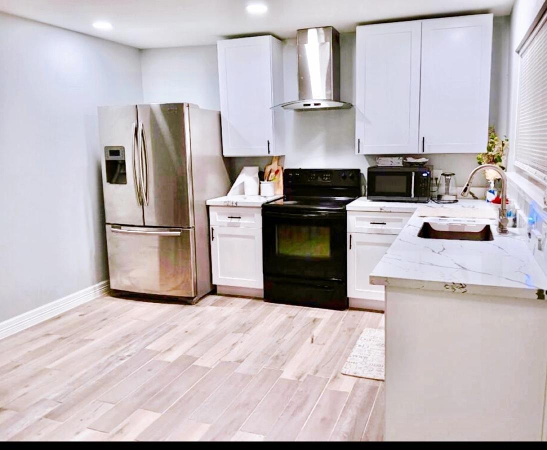 77072 New Remodeled Cute Townhome Sw Houston