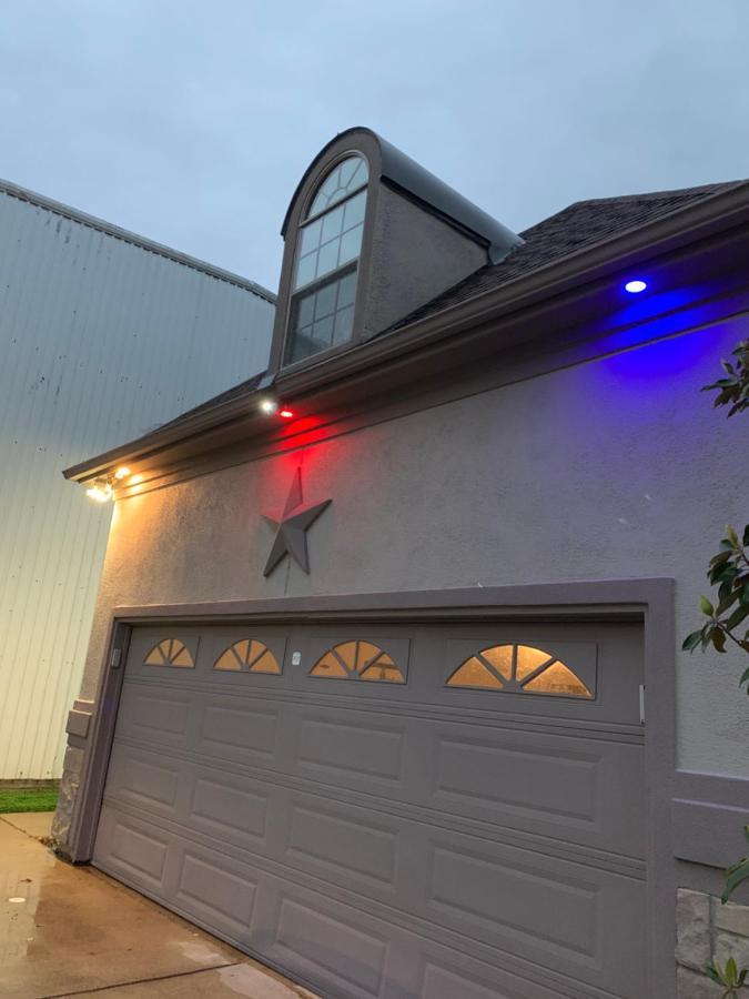 Luxuria Mini-mansion Near Downtown Houston