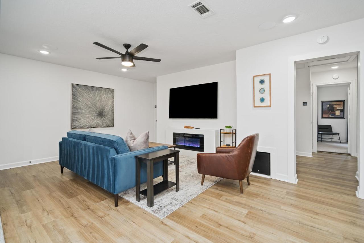 The Gated Modern Near Nrg And Medical Center