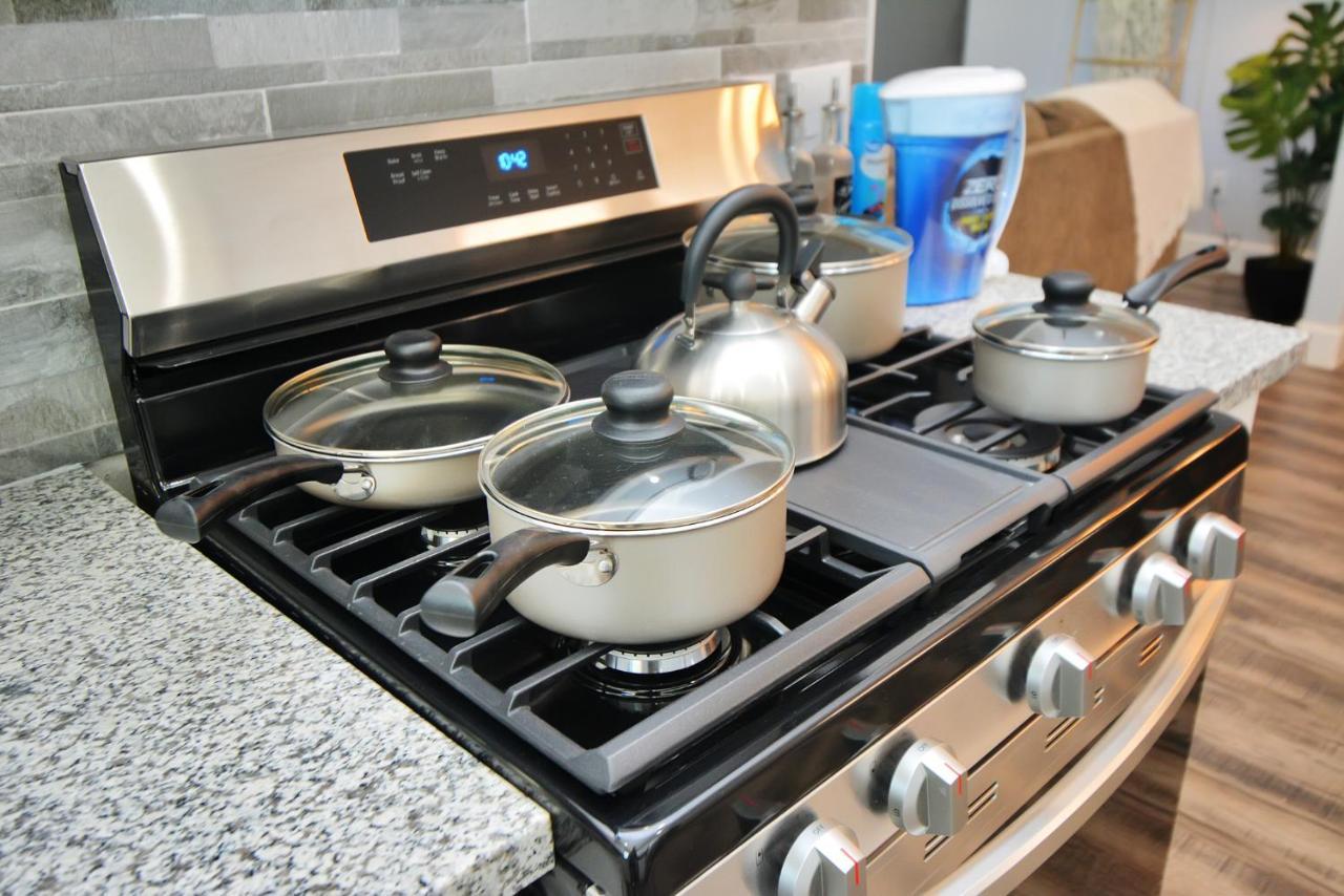 Modern Near Nrg Stadium Apartment Houston