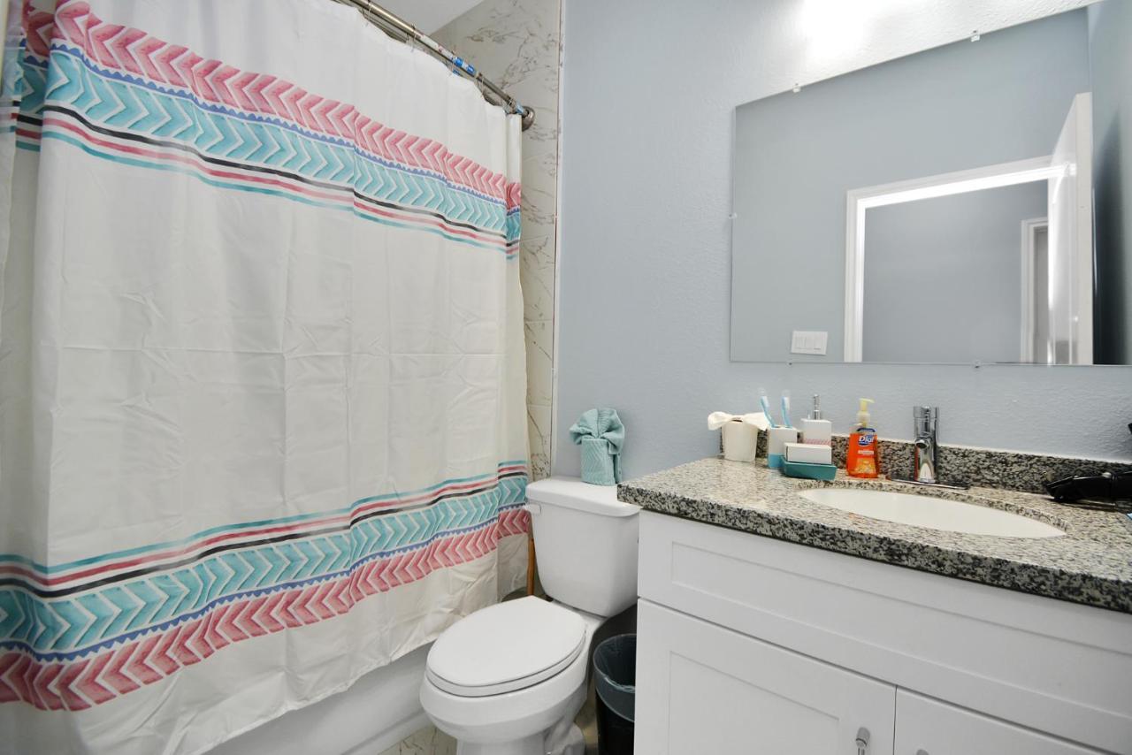 Modern Near Nrg Stadium Apartment Houston