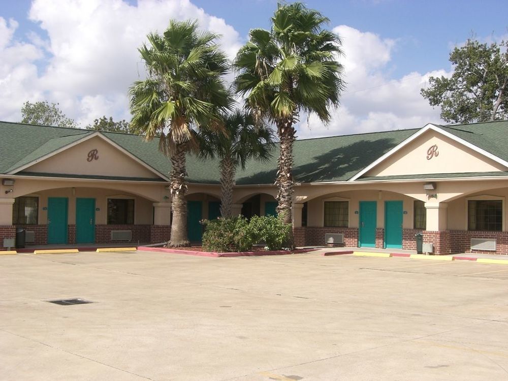 Regency And Galena Park Motel