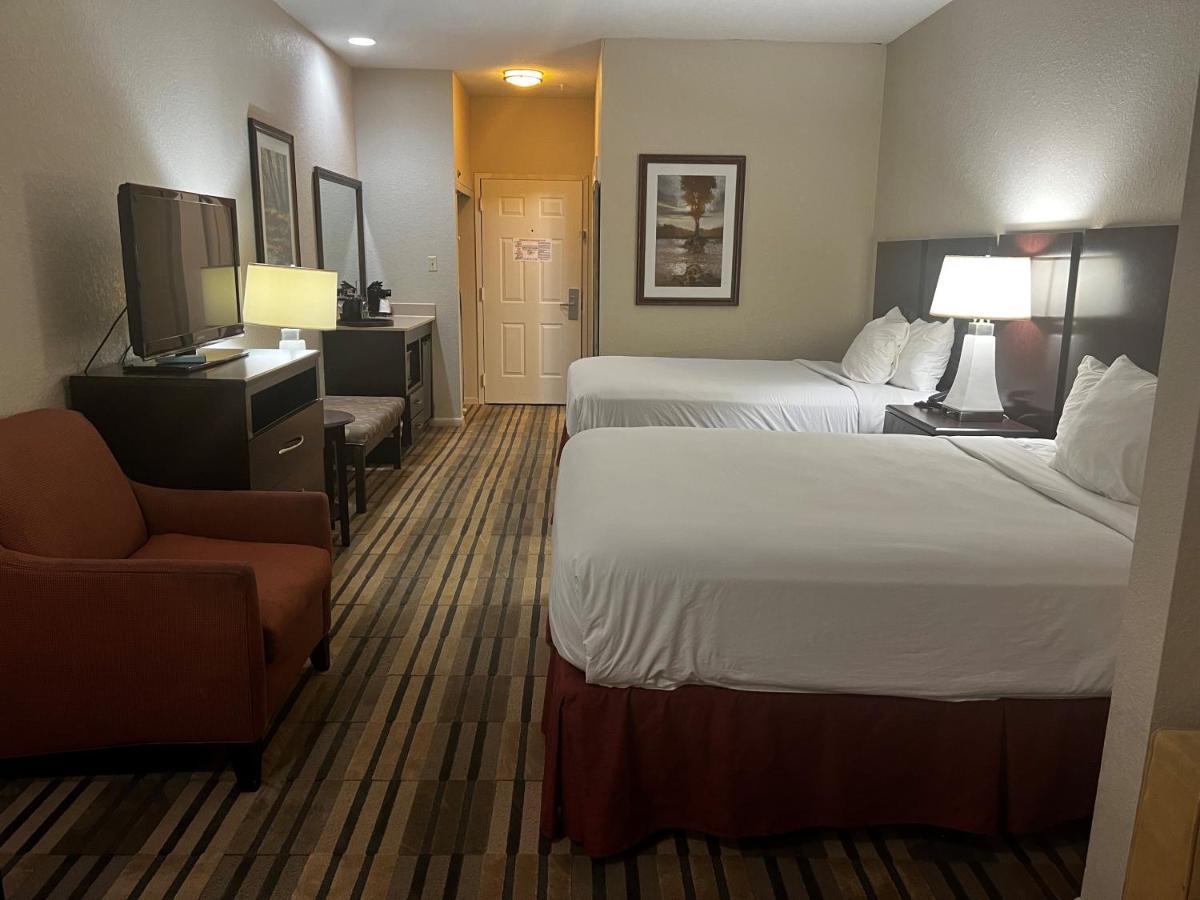 Baymont By Wyndham Houston/westchase 3*