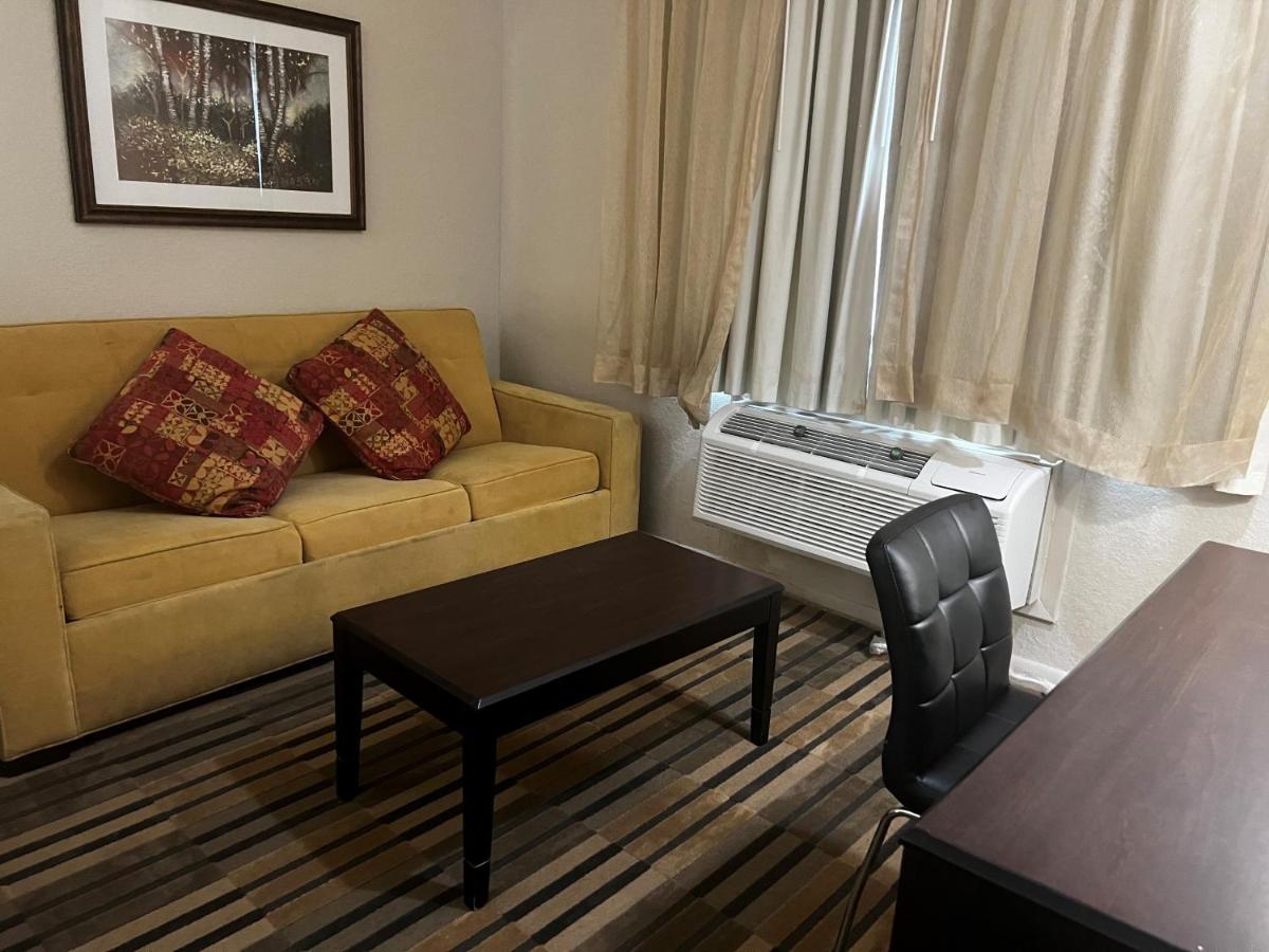 Hotel Baymont By Wyndham Houston/westchase Houston